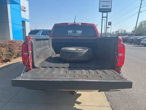 Used 2015 Chevrolet Colorado LT w/ Luxury Package image 5