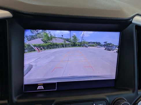 Used 2023 GMC Terrain SLT w/ Elevation Edition FWD image 20