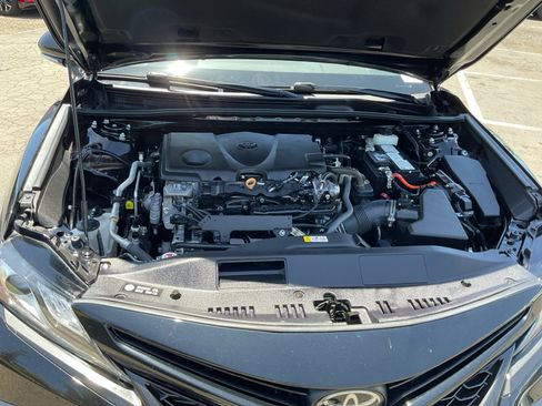 Used 2022 Toyota Camry XSE FWD image 22
