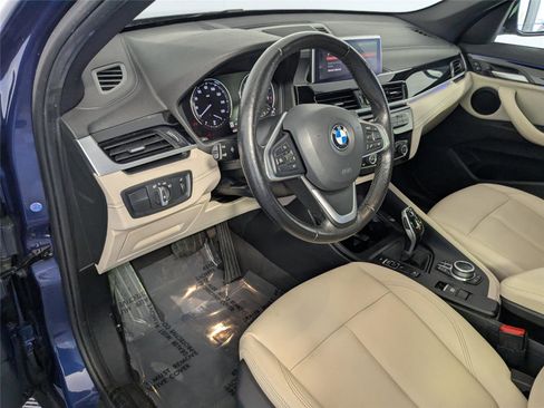 Used 2021 BMW X1 xDrive28i w/ Convenience Package image 9