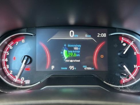 Used 2024 Toyota RAV4 XLE FWD image 40