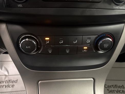Used 2015 Nissan Sentra S image 15