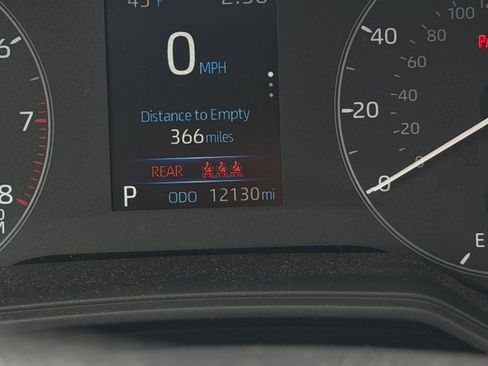 Used 2025 Toyota Corolla LE image 38