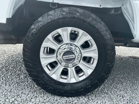 Used 2022 Ford F250 XL w/ STX Appearance Package image 8