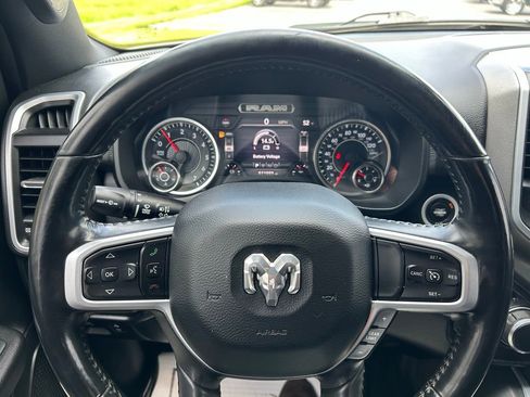 Used 2022 RAM 1500 Big Horn AWD/4WD image 19