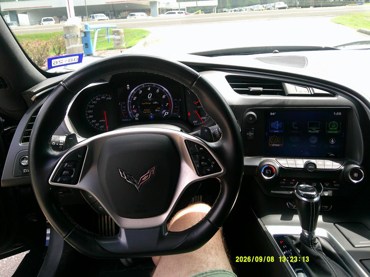 Used 2019 Chevrolet Corvette Stingray Coupe w/ Z51 1LT RWD image 13
