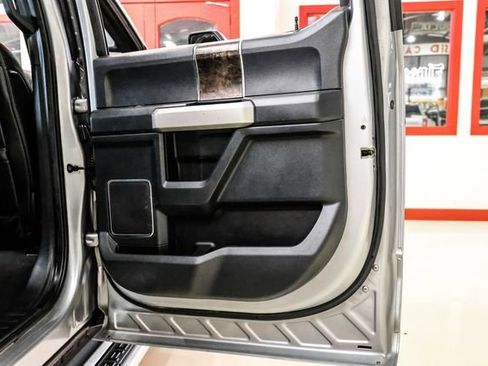 Used 2022 Ford F250 Lariat w/ Lariat Value Package image 43