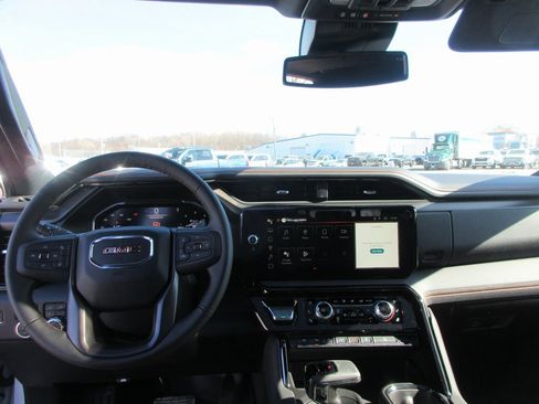 New 2026 GMC Sierra 1500 AT4 w/ AT4 Premium Package image 17