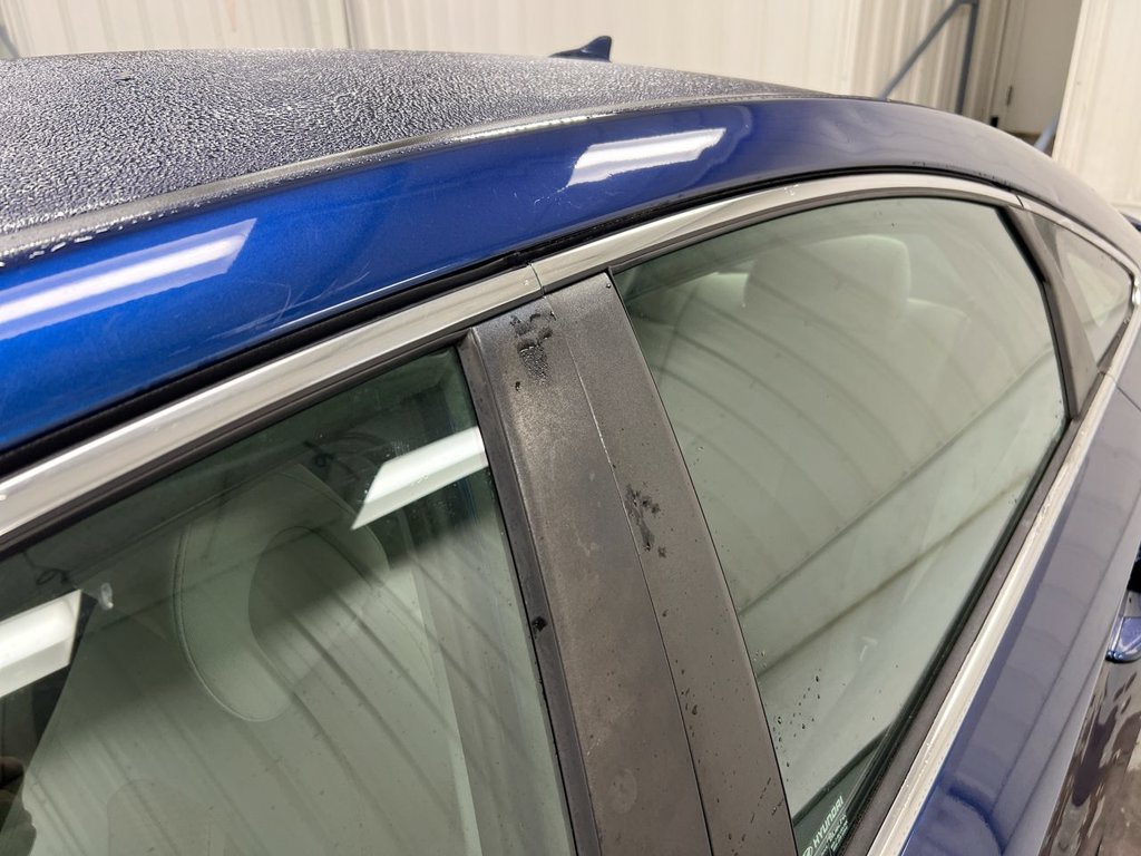 Used 2015 Hyundai Sonata SE FWD image 30