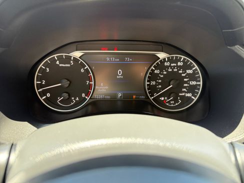 Used 2023 Nissan Altima 2.5 SV FWD image 11