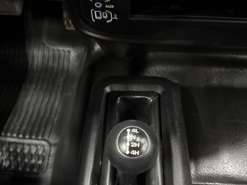 Used 2024 RAM 2500 Tradesman w/ Chrome Appearance Group image 20