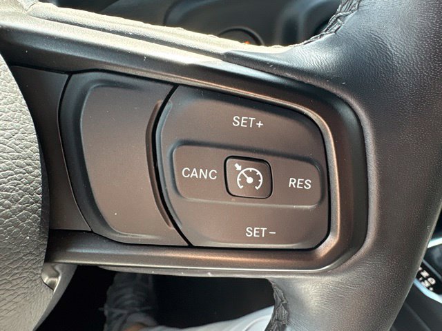 Used 2022 Jeep Wrangler Unlimited Sport AWD/4WD image 19