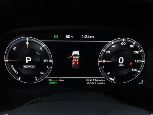 New 2025 Mitsubishi Outlander SE image 10