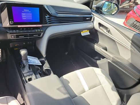 New 2026 Toyota Camry SE w/ Convenience Package FWD image 28