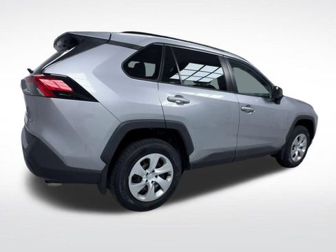 Used 2019 Toyota RAV4 LE w/ Carpet Mat Package AWD/4WD image 22