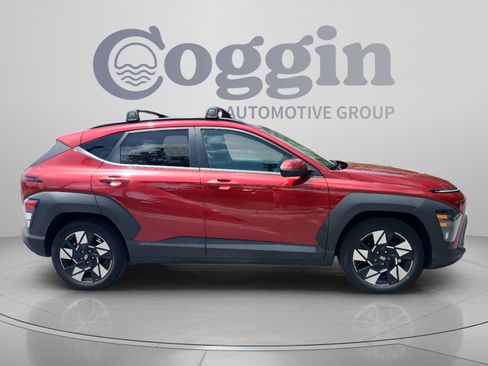 Certified 2024 Hyundai Kona SEL w/ Convenience Package FWD image 6