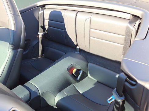 Certified 2025 Porsche 911 Carrera image 9