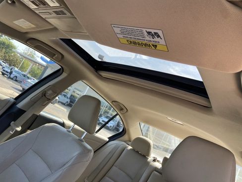 Used 2015 Honda Accord EX-L image 29