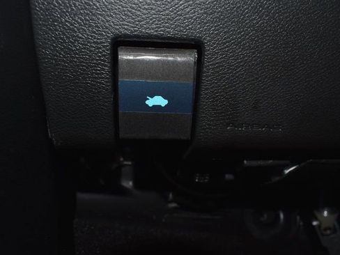 New 2026 Chrysler Pacifica Select image 15