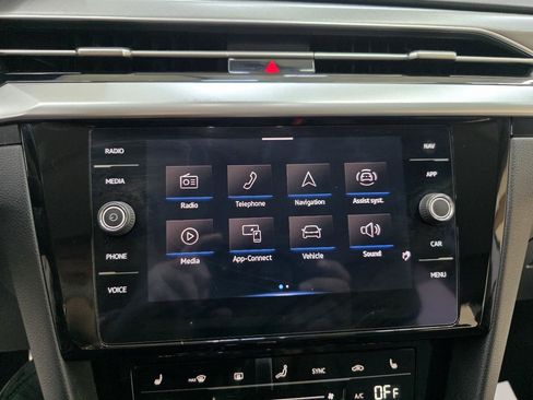 Used 2021 Volkswagen Arteon SE FWD image 33