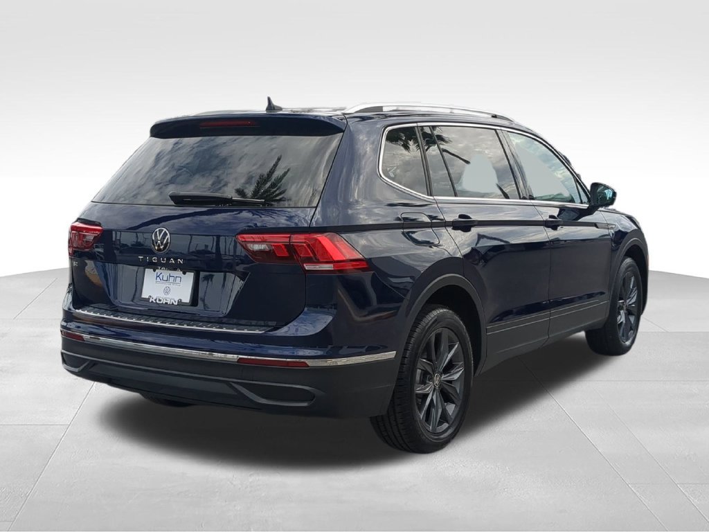 Certified 2023 Volkswagen Tiguan SE FWD image 3