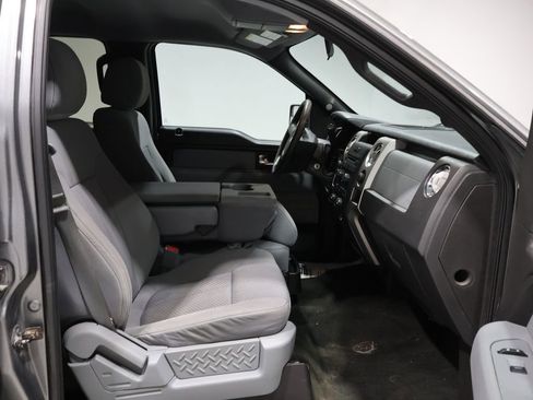 Used 2013 Ford F150 XLT w/ Trailer Tow Pkg image 4