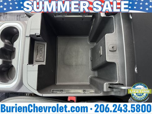 Used 2020 Chevrolet Silverado 1500 High Country w/ Technology Package AWD/4WD image 19