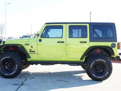 Used 2017 Jeep Wrangler Unlimited Sport w/ Connectivity Group image 6