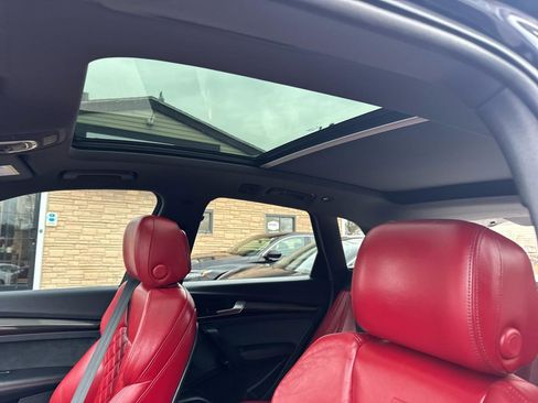 Used 2018 Audi SQ5 Prestige w/ Prestige Package image 37