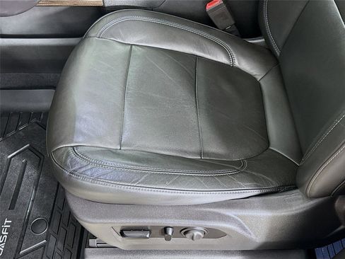 Used 2020 Chevrolet Silverado 1500 RST w/ All-Star Edition image 19