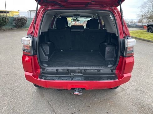 Used 2019 Toyota 4Runner SR5 image 4