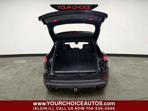 Used 2019 Porsche Cayenne S AWD/4WD image 5