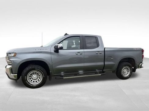 Used 2019 Chevrolet Silverado 1500 LT w/ Convenience Package AWD/4WD image 12