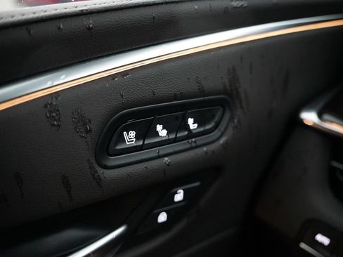 Used 2022 Cadillac Escalade Sport w/ Touring Package AWD/4WD image 7