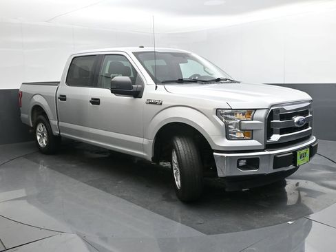Used 2017 Ford F150 XLT image 7