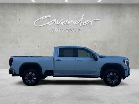 Used 2024 GMC Sierra 2500 Denali w/ Denali Reserve Package image 16