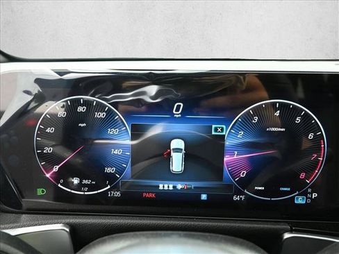 Certified 2025 Mercedes-Benz GLB 250 4MATIC image 17