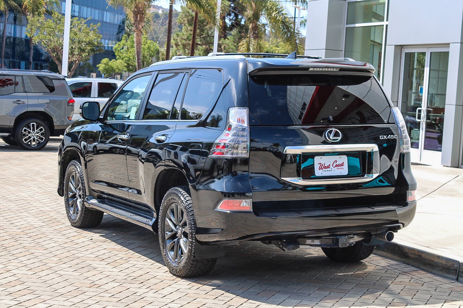 Used 2021 Lexus GX 460 Premium w/ Premium Package AWD/4WD image 9