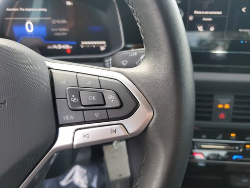 Used 2025 Volkswagen Jetta S image 19