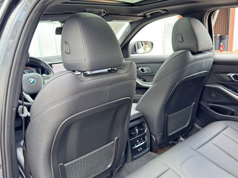 Used 2021 BMW 330i Sedan w/ Convenience Package image 38