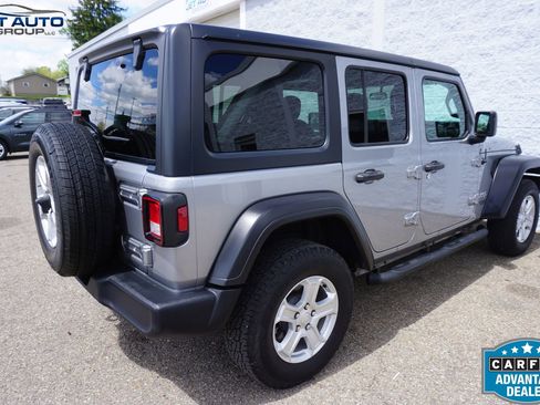 Used 2021 Jeep Wrangler Unlimited Sport AWD/4WD image 10