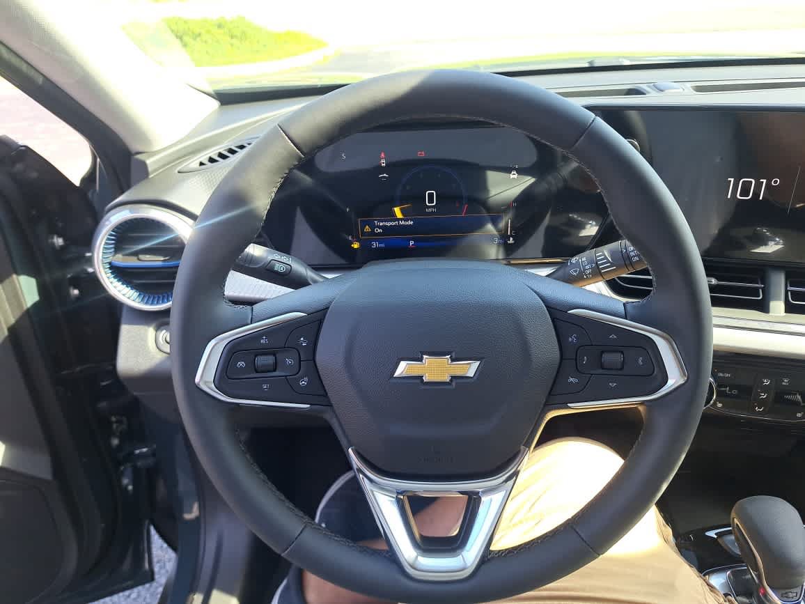 New 2026 Chevrolet Trax LT w/ Driver Confidence Package FWD image 15