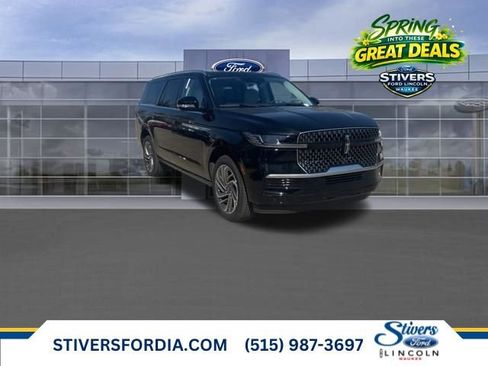 New 2026 Lincoln Navigator L Reserve AWD/4WD image 1