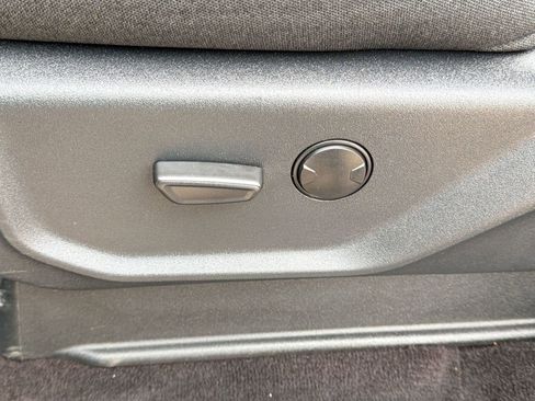 Used 2022 Ford Expedition XLT image 13