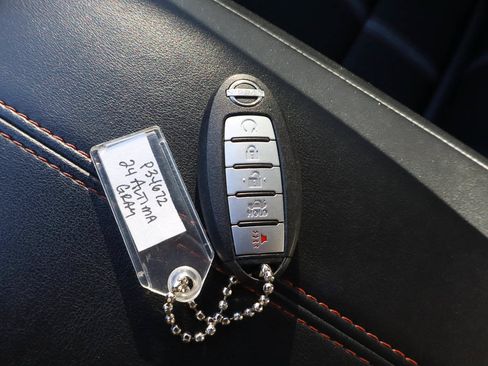 Used 2024 Nissan Altima 2.5 SR FWD image 28