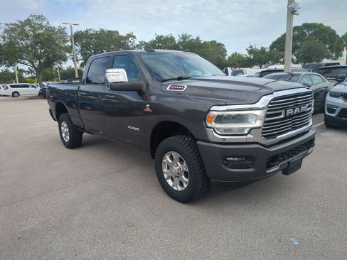 Used 2024 RAM 2500 Laramie w/ Safety Group AWD/4WD image 2