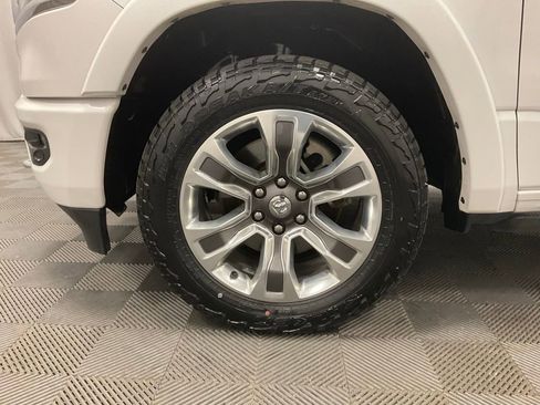 Used 2019 RAM 1500 Limited AWD/4WD image 8