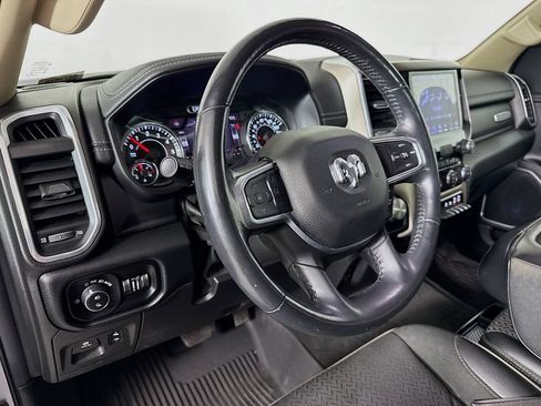 Used 2021 RAM 1500 Laramie RWD image 9