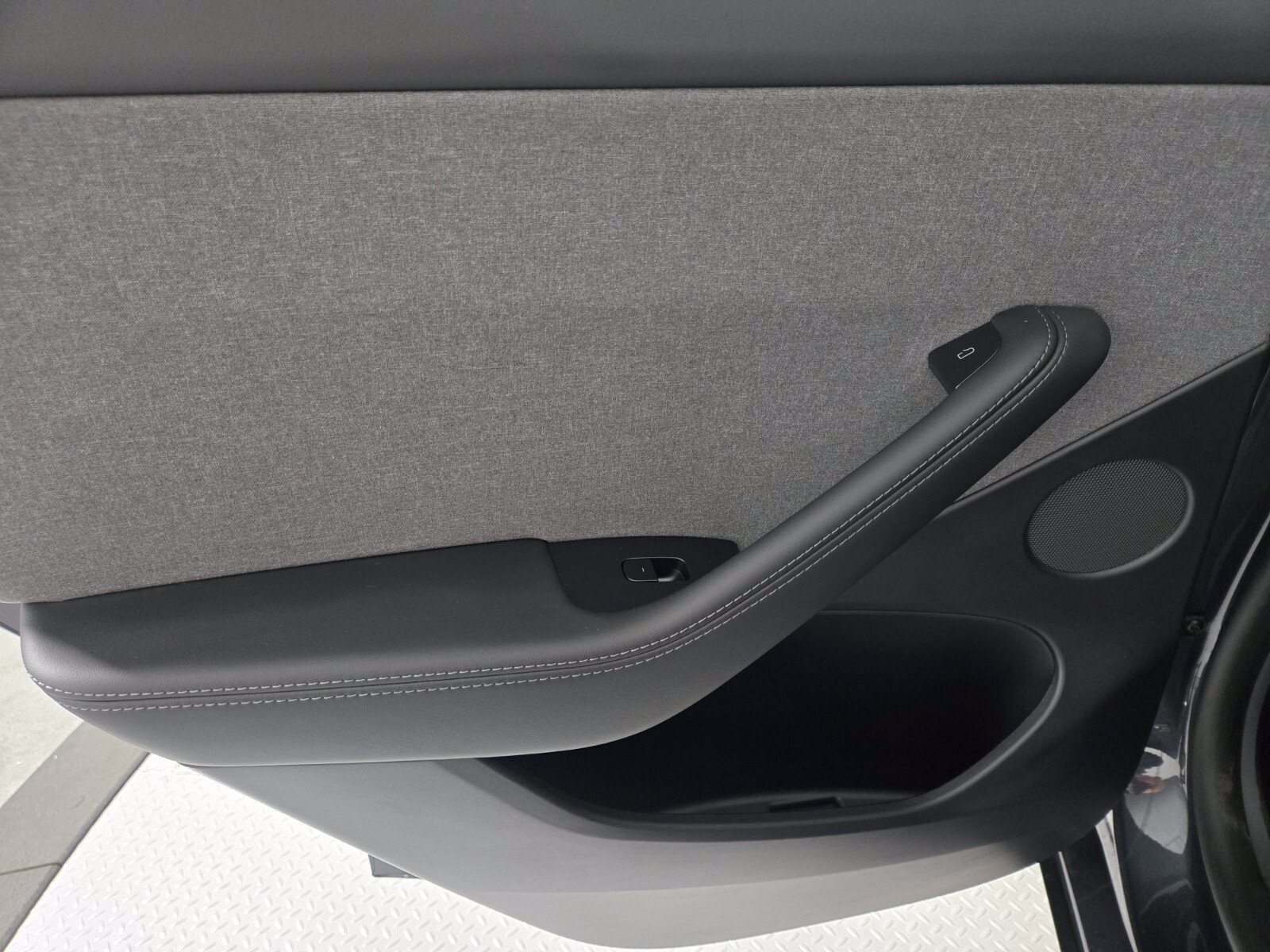 Used 2026 Tesla Model Y 2WD image 19