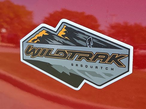 Certified 2023 Ford Bronco Wildtrak image 9